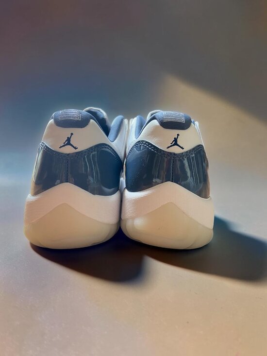 Air Jordan 11 Retro Low Diffused Blue Mens Basketball Shoe Size 11.5 Navy (NEW)